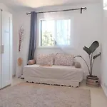 Konukevi La Casita 4*